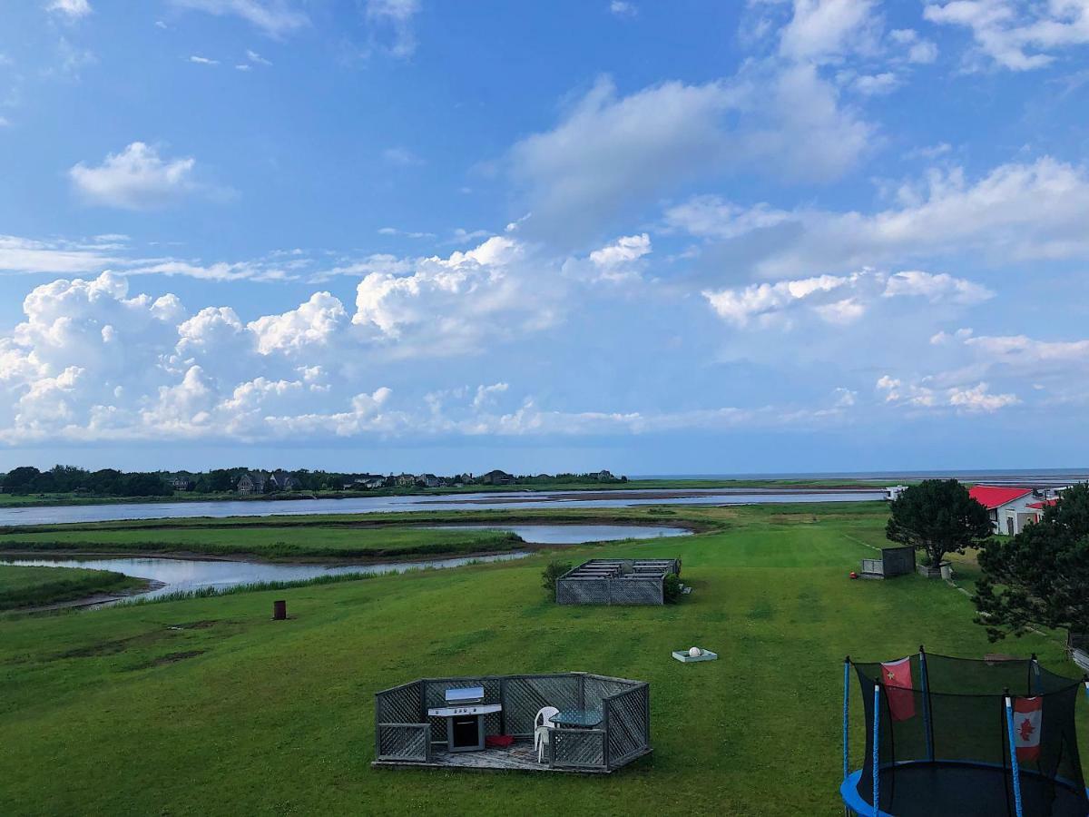 The Waterfront Motel Grand Barachois Buitenkant foto